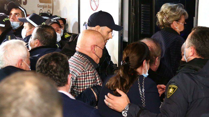 Грузинский день рождения Познера или про национализацию элит