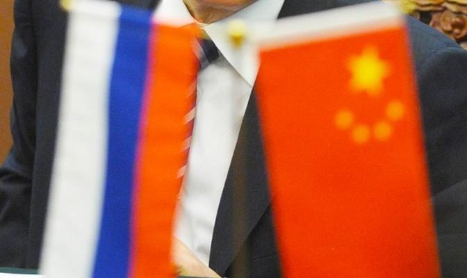 США и НАТО будут стоять в гибридной войне против России-Китая до конца