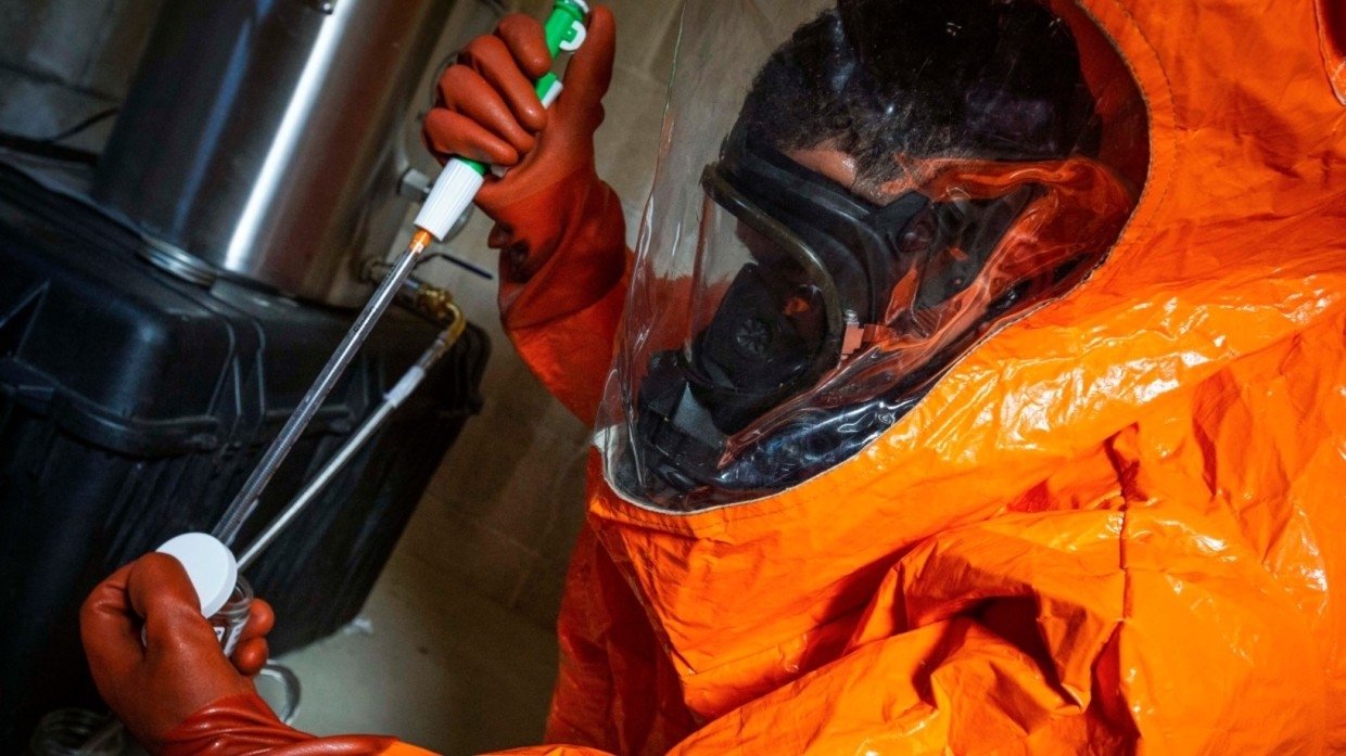 США заподозрили в разработке биологического орудия у границ России