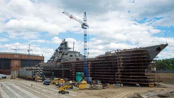 Самый мощный корабль России отправили "на покой". Американцы нашли косвенную причину