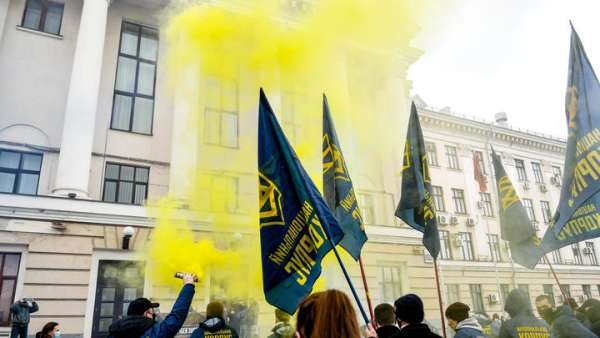 "Мозги промыты намертво": Сатановский рассказал о ругани украинцев с американцами