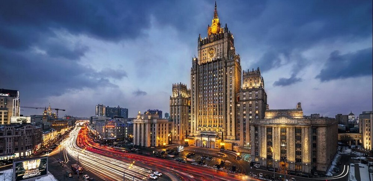 Москва жестко ответила на чешскую провокацию