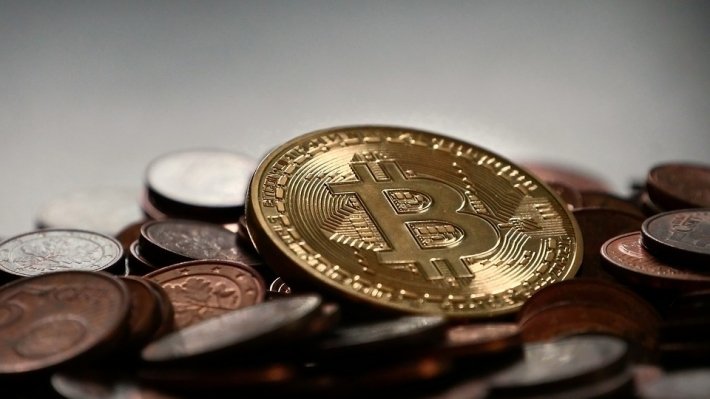 Китайская криптовалюта угрожает монополии доллара