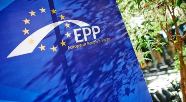 В Европарламенте готовят резолюцию об отключении России от SWIFT и остановке «Северного потока-2»