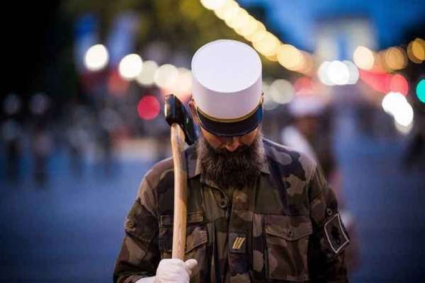 20 французских генералов предупредили о грядущей расовой гражданской войне во Франции