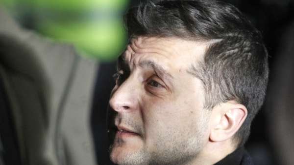 "Всё папе расскажу": Зеленский меняет Донбасс на Ватикан