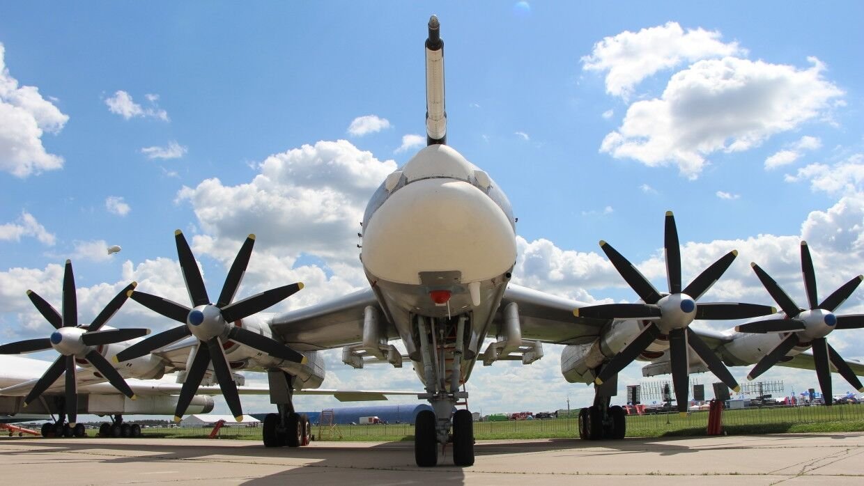 Popular Mechanics: российские "Медведи" на Аляске нервируют пилотов ВВС США