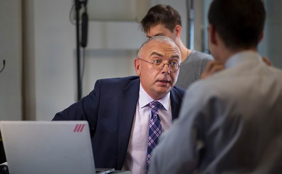 Увольняют ведущего «Дождя», который назвал телеканал «пресс-службой» Навального