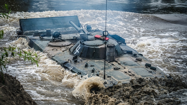 Нужны ли Польше плавающие БМП?