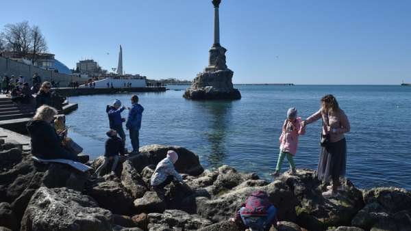 "Здесь всё ляжет": В Киеве боятся ответа России на водную блокаду Крыма