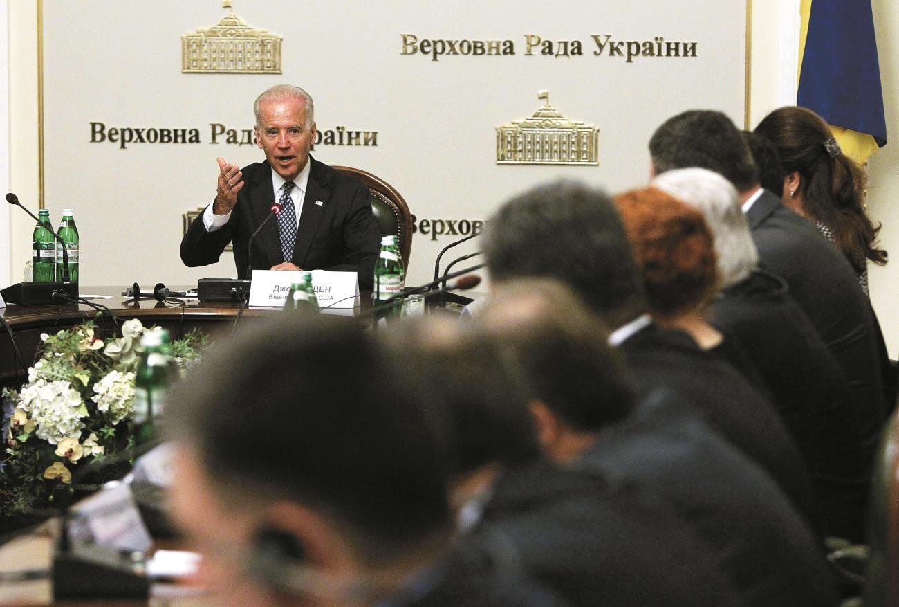 Зеленский и компромат на Байдена. Чем закончится «Украинагейт 2.0»