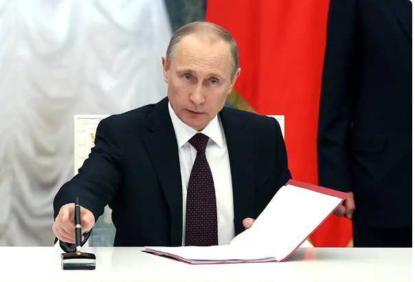 BBC бьётся в истерике. Новый закон Путина, который выбесил всех на Западе