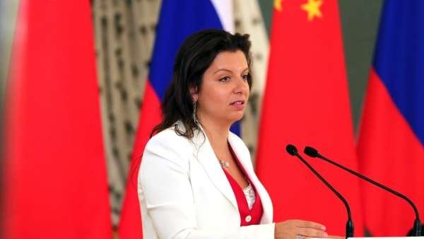 Русские стали резкими: Симоньян о небывалой команде "Фас!"