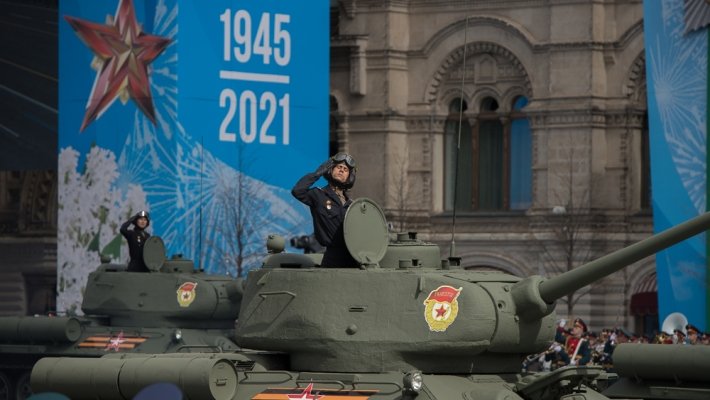 Парад Победы — 2021: легенды и современность встретились на Красной площади