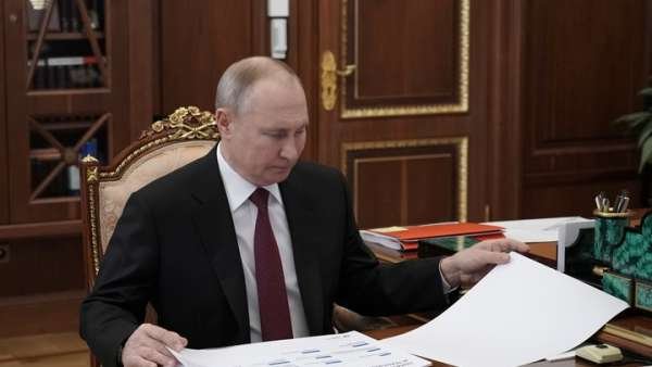 Путин стал кандидатом на получение Нобелевской премии мира