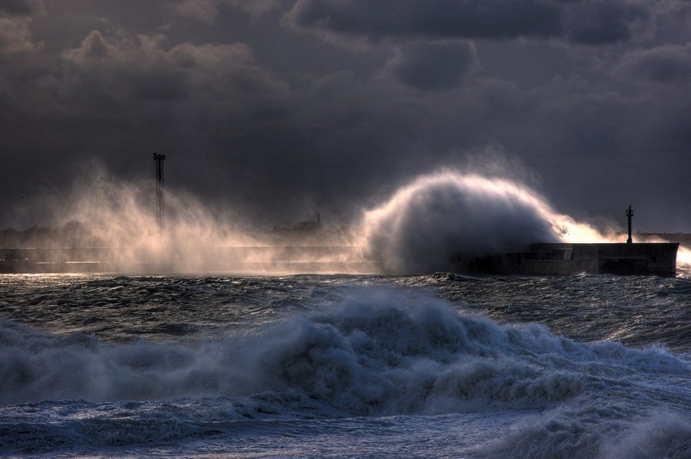 С прицелом на Каспий: Запад настроен развязать мировой конфликт в Черноморском регионе
