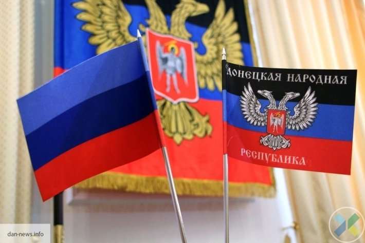 Киев настаивает на отстранении официальных представителей ЛДНР из переговоров по Донбассу