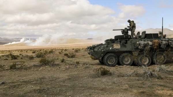 "Колёсный танк" США признали небоеспособным