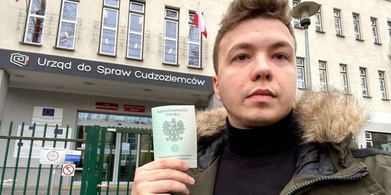 СМИ: Белорусский блогер находился под опекой польских спецслужб