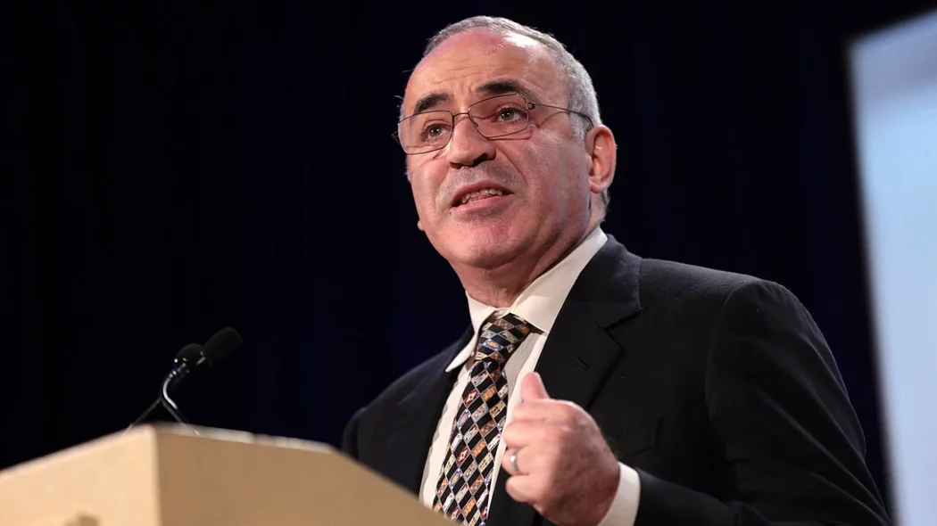 Предатели, русофобы, организатор убийств — кто выступит на форуме Каспарова