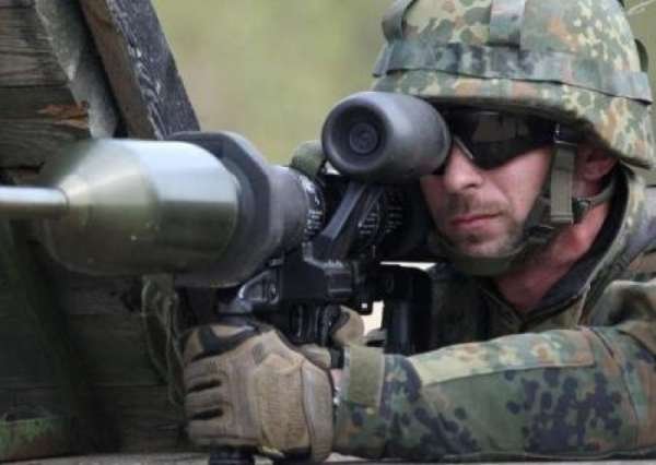 Правящие партии ФРГ отказывают Украине в оружии: «Германия тогда утратит свою посредническую роль»