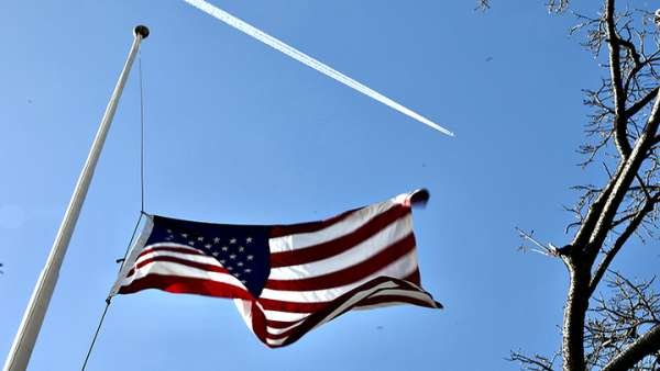 Он снова мямлит, скоро упадёт. Какой капкан Байден приготовил для Путина