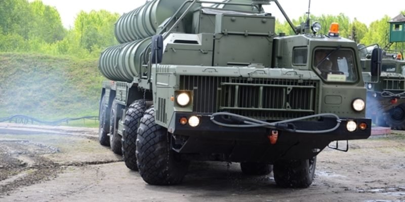 Баланс сил в Европе восстановят белорусские и российские Су-30 и С-400