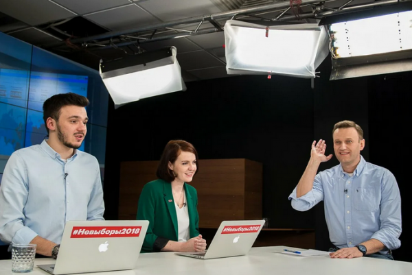 В Сети уже есть переписки навальнят, и то ли еще будет