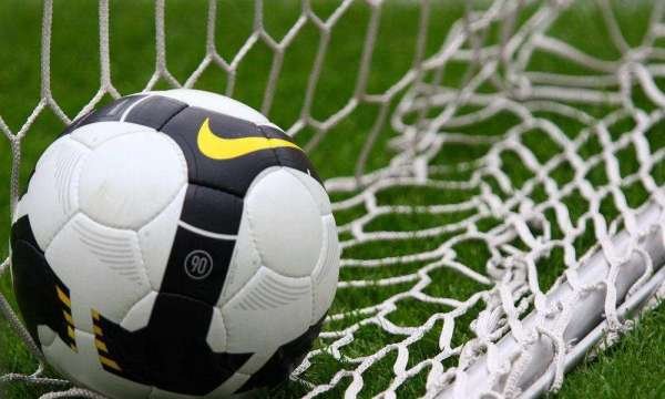 После скандала с формой Вятрович предложил украинским футболистам сделать тату «Героям слава!»