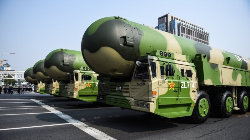 США вынуждают Китай резко увеличивать свой ядерный арсенал