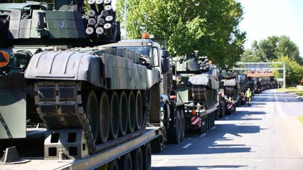 Вторжение России ещё не началось, а Польша уже потеряла два танка