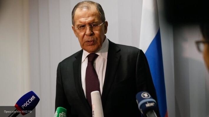 Лавров призвал СММ ОБСЕ правдиво освещать ситуацию в Донбассе