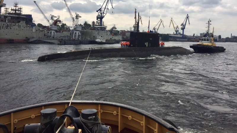 Начались ходовые испытания подлодки "Магадан"