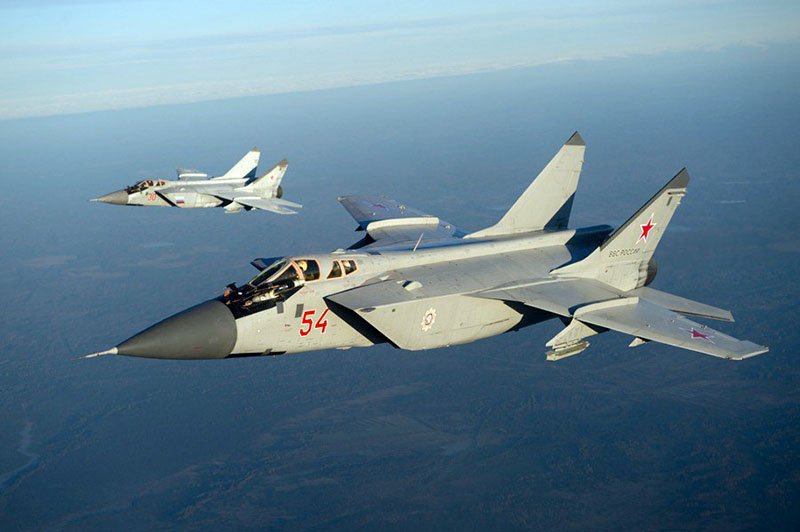 Истребители МиГ-31К ВКС РФ обратили в бегство британские F-35 в восточном Средиземноморье