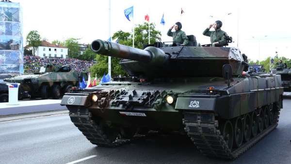 Супероружие Польши против России оказалось пшиком: Эксперт объяснил провал танка-невидимки