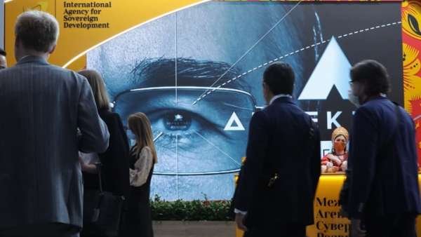 Дугин: Россия нанесла удар по мировому правительству и "козлом отпущения" стал Лондон