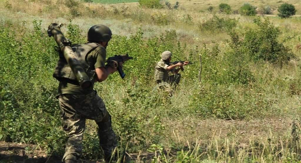 ВСУ несут небоевые потери, военные дезертируют: сводка с Донбасса (ФОТО)