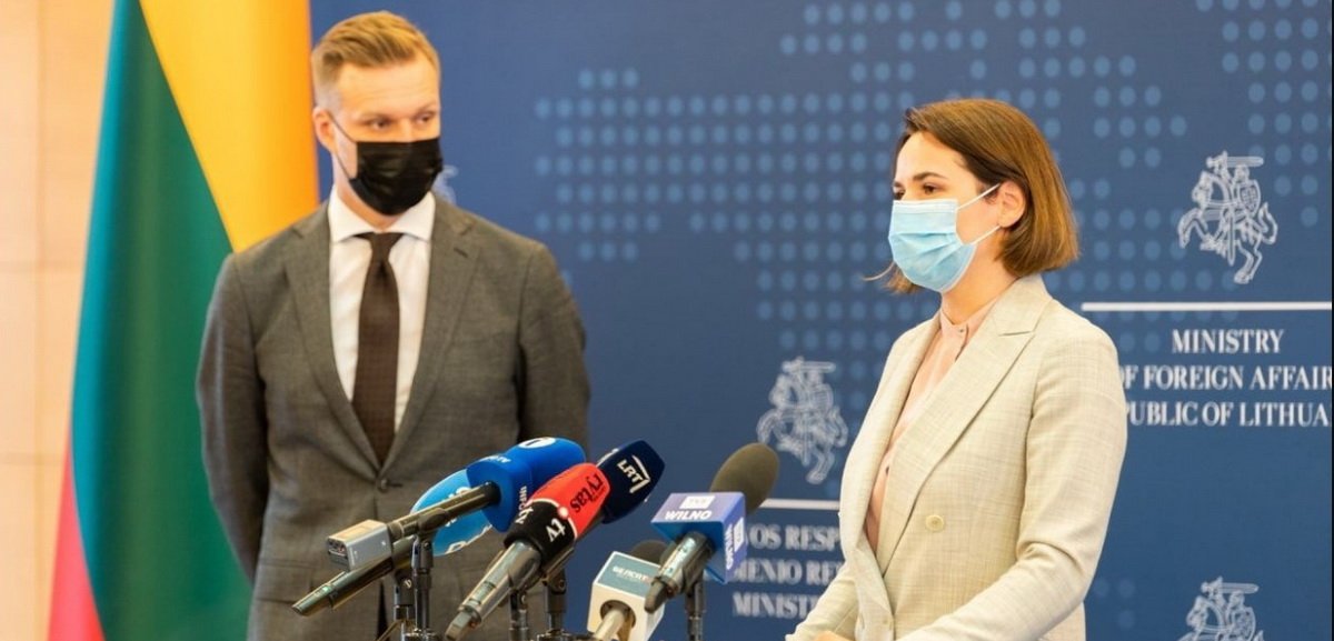 В Госдуме удивлены наглостью Литвы, наделившую Тихановскую дипломатическим статусом