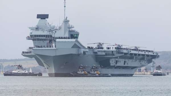 От русской подлодки в Средиземном море ВМС Британии "отгородились" буями - СМИ