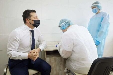 В Украине распространяют испорченную вакцину Pfizer