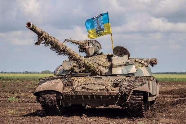 Рада одобрила «военные» законы Зеленского об увеличении численности ВСУ и о партизанах