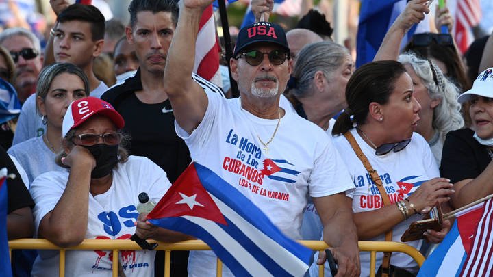 На Кубе запустили механизм "цветной революции": США уже участвуют в "стабилизации"