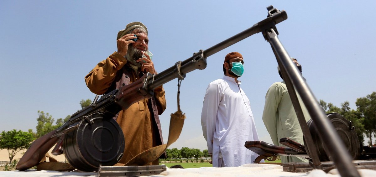 Почему Россия пошла на переговоры с талибами