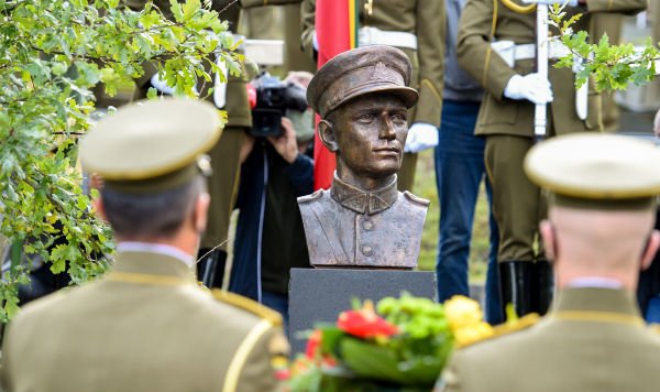 Литва героизирует нацистов под давлением США