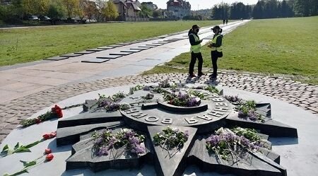 МИД России направил Киеву ноту из-за планов уничтожить копию ордена Отечественной войны во Львове