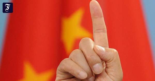 Почему китайские коммунисты расстреляли бы украинских «Слуг народа»