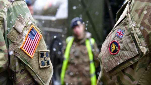 Баранец о личном разговоре в штабе НАТО: "Среди наших генералов очень много лицемеров"