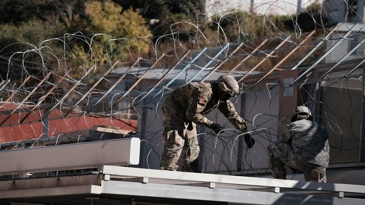 Пешеход, оказавшийся у военной базы США, вызвал панику у армейцев