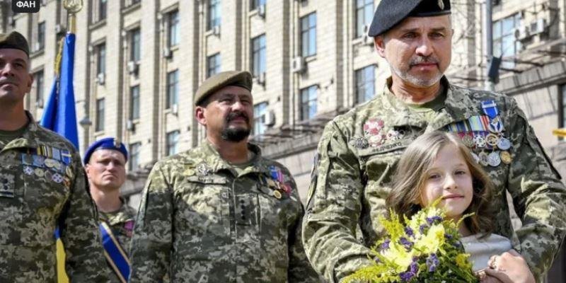 «Танки больше не нужны». Киев придумал, как завоевать Донбасс