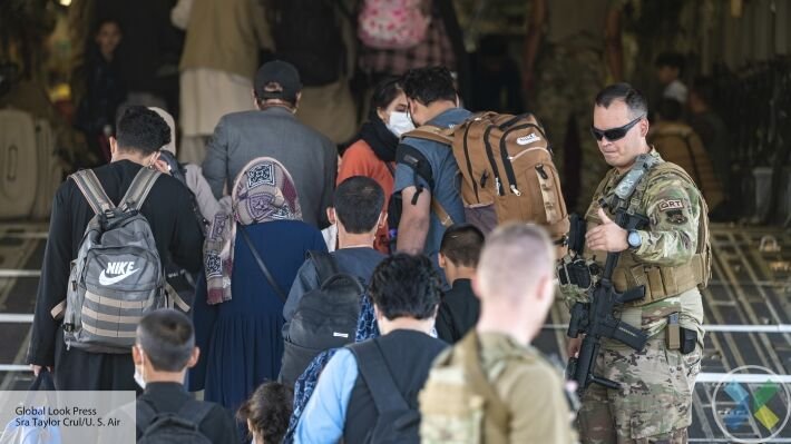 Украина продолжит эвакуацию своих граждан из Афганистана после 31 августа